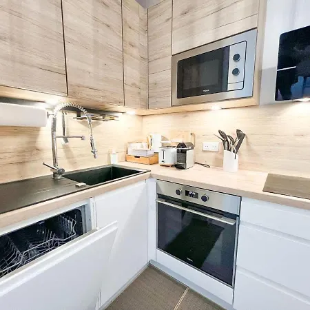 2-room Sea Swimming Pool Air Conditioning Parking 아파트 테울쉬르메르